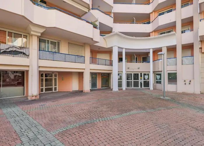 2p - Terrasse - Parking - Menton